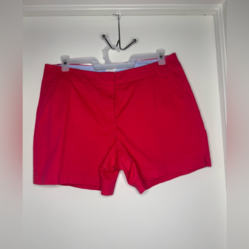 Crown and Ivy size 14P Carolina Pink shorts